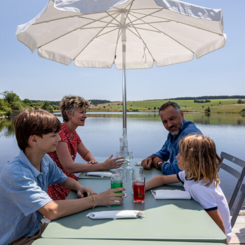 Lac sauvage à Dienne